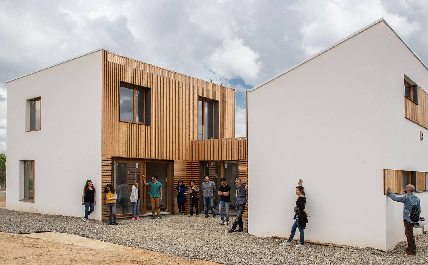 casa pasiva energiehaus arquitectos. [05] Dinamiza el sector de la construcción