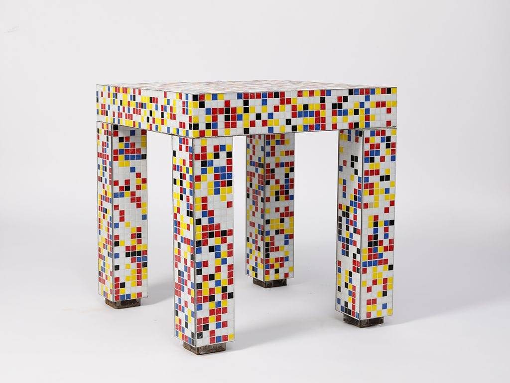 Mesa auxiliar para Bisazza.