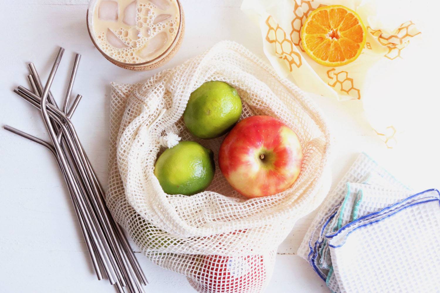Las pajitas metálicas son una perfecta alternativa a las de plástico para seguir la tendencia del zero waste.