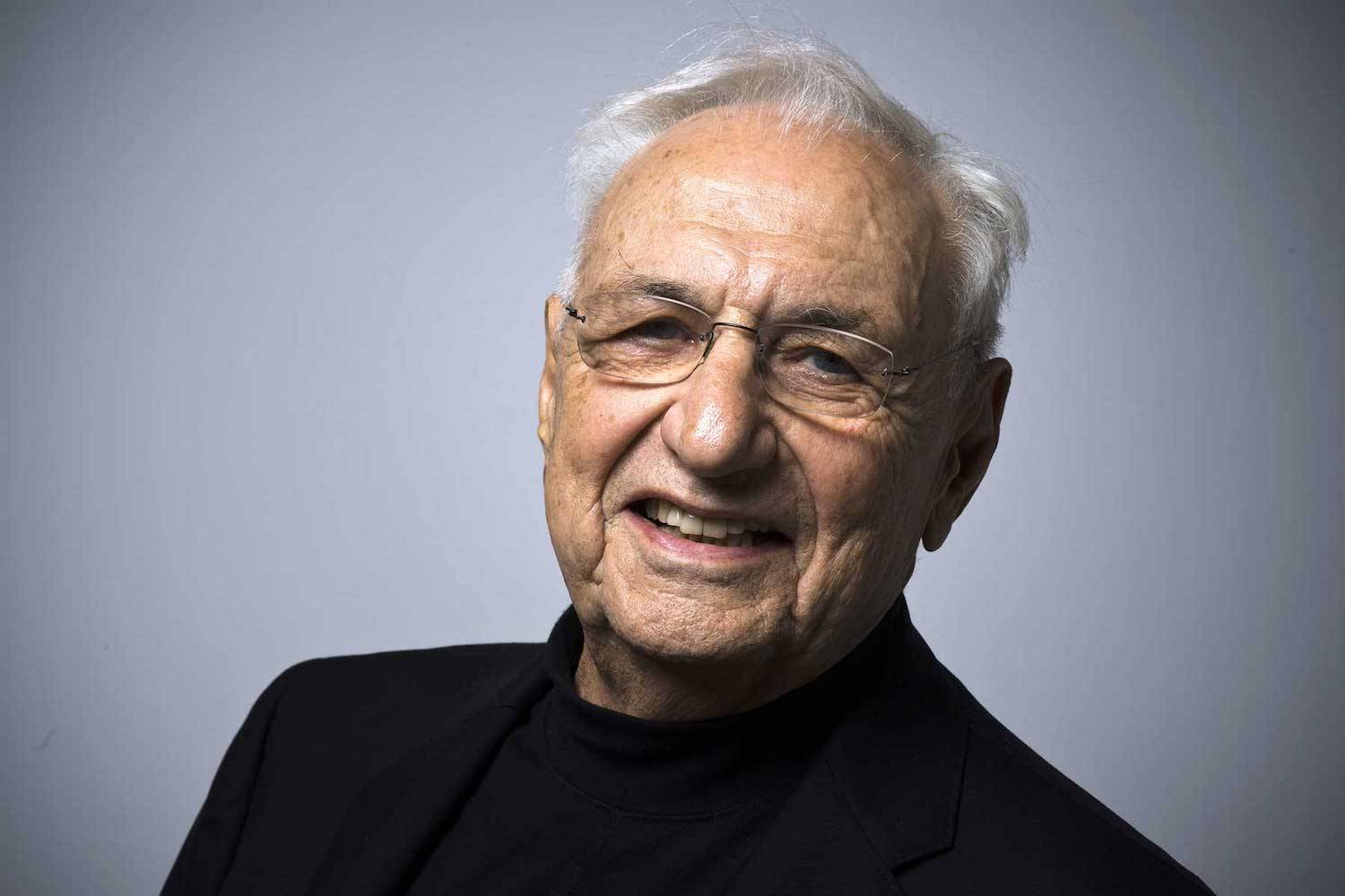 "Mi arquitectura no es extravante, sino expresiva. es el resultado de la técnica y la investigación" Frank Gehry