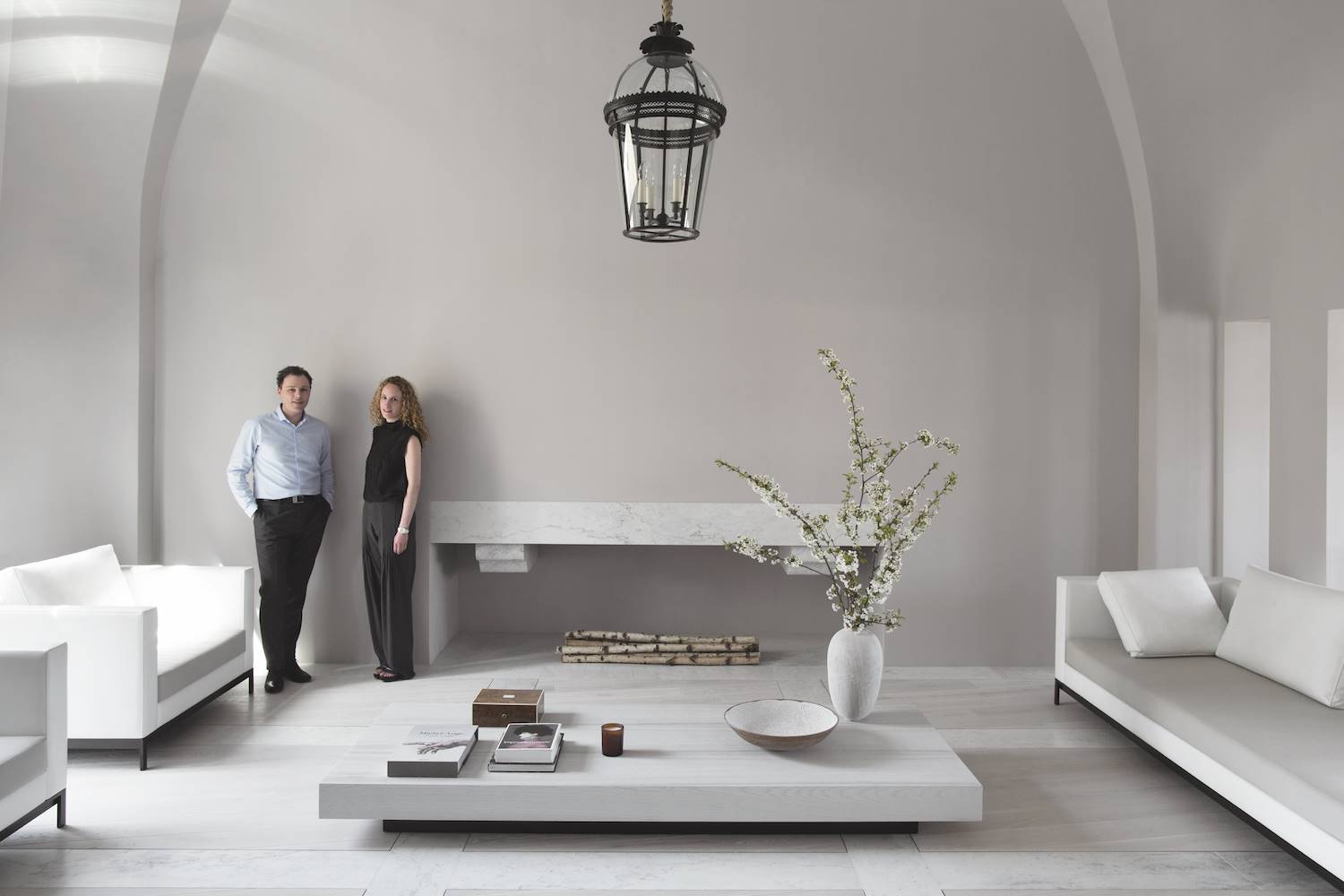 Guillaume Alan y Emilie Le Corre, su socia, que dirige el estudio de diseño de Londres.