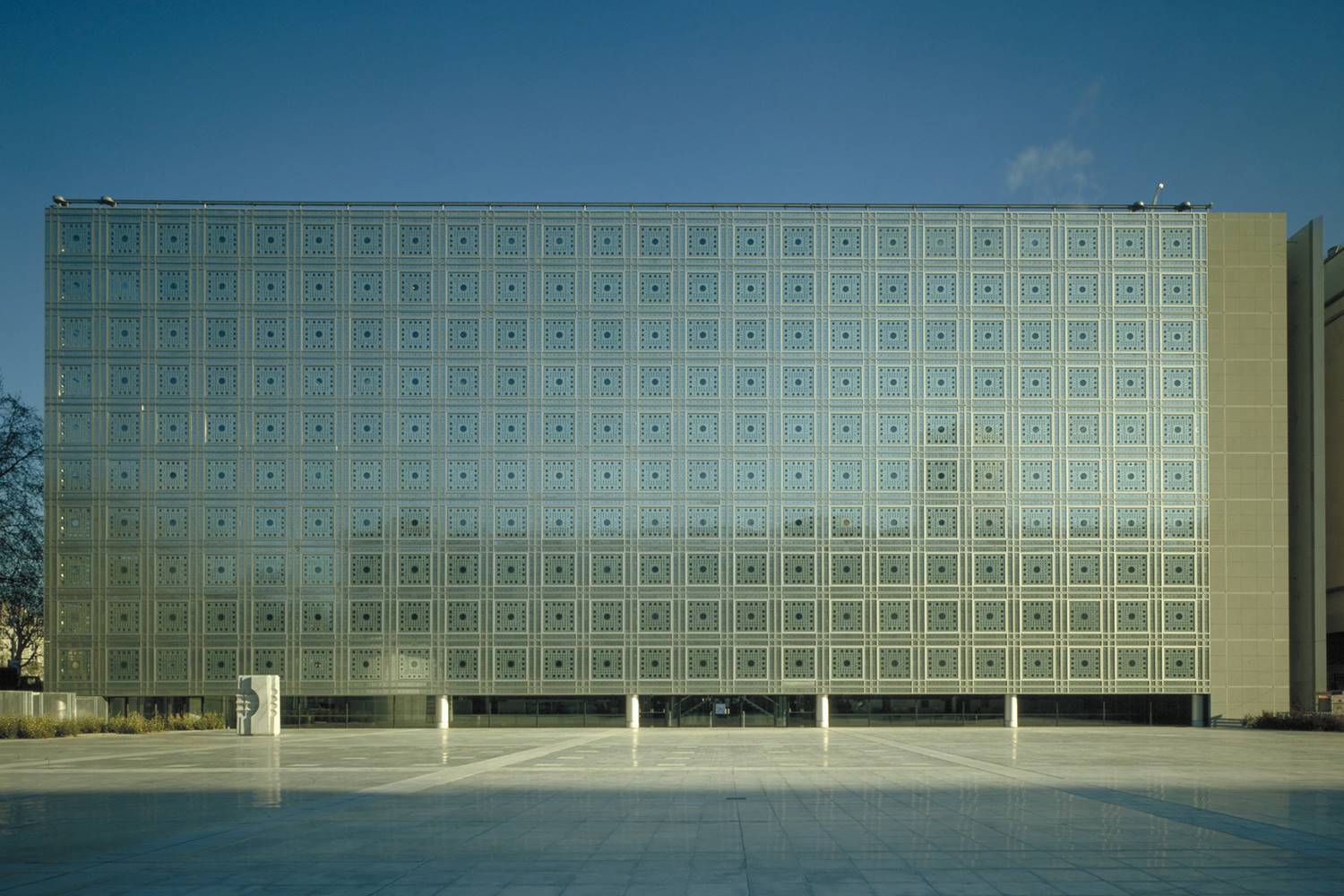 Instituto del Mundo Árabe, París, Jean Nouvel (1987)