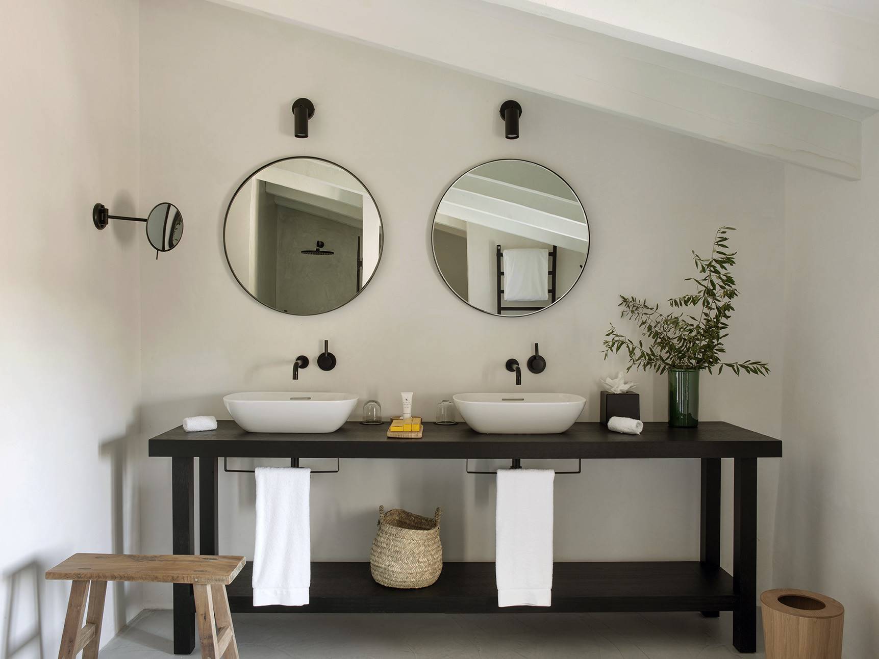 Junior Suite Bathroom baño. 