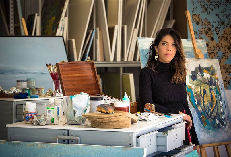 La artista Cristina Babiloni en su estudio. 