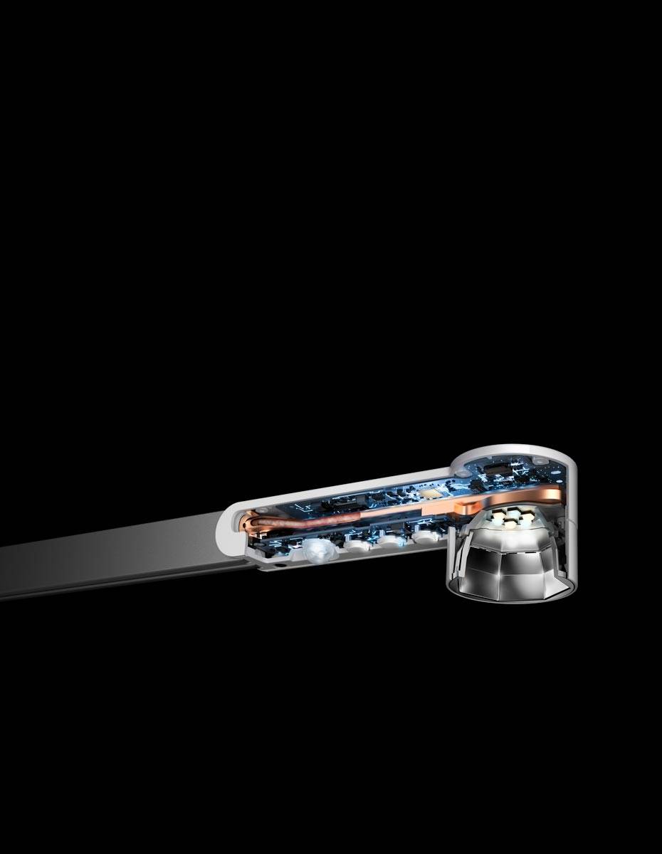 Incorpora tecnología Heat Pipe, para mantener la luminosidad y la calidad de la luz durante 60 años.
