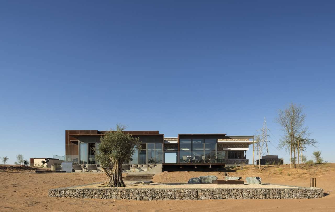 fachada comedor al faya lodge sharjah uae anarchitect yatzer. 