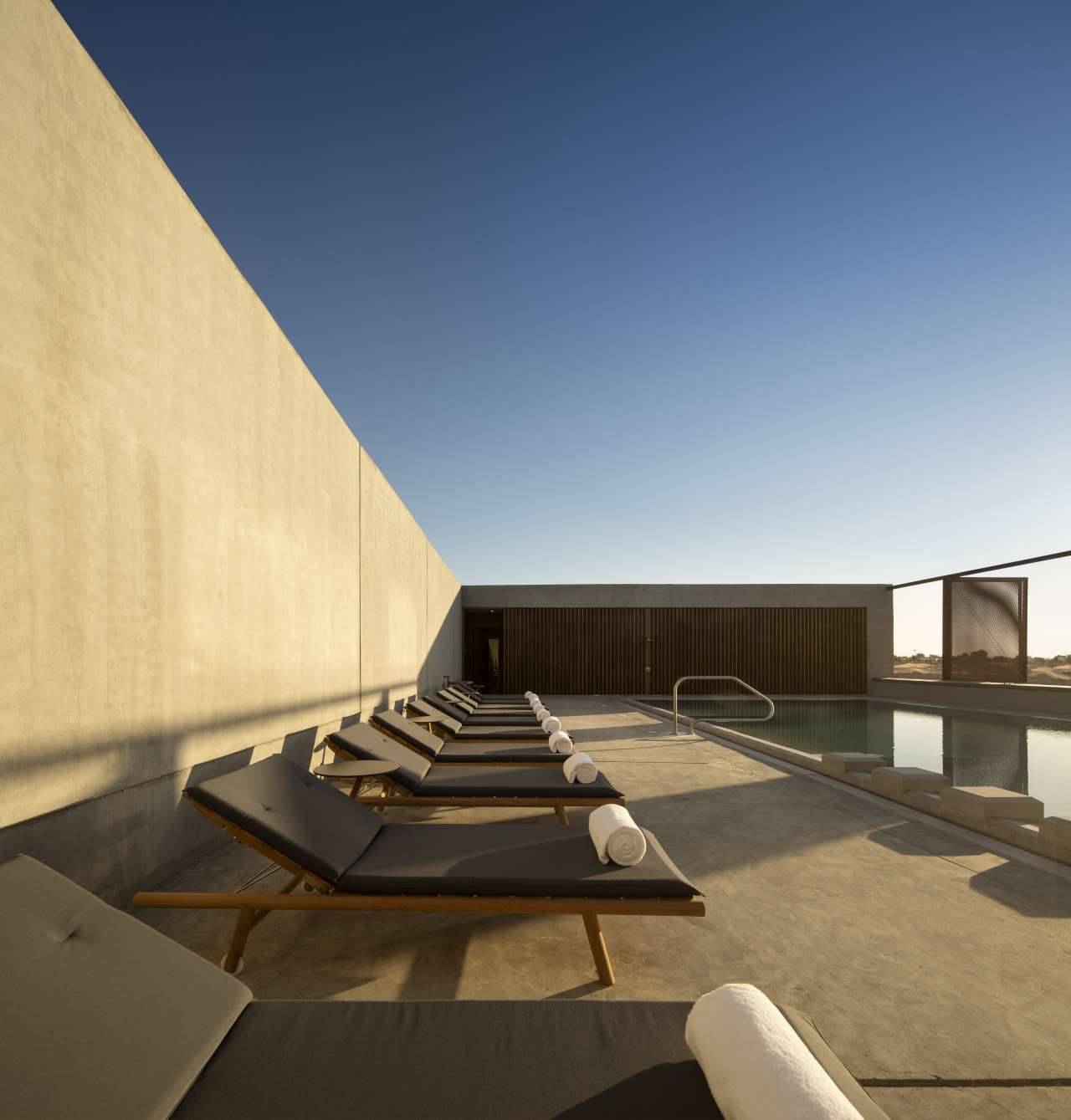 piscina al faya lodge sharjah uae anarchitect yatzer. 