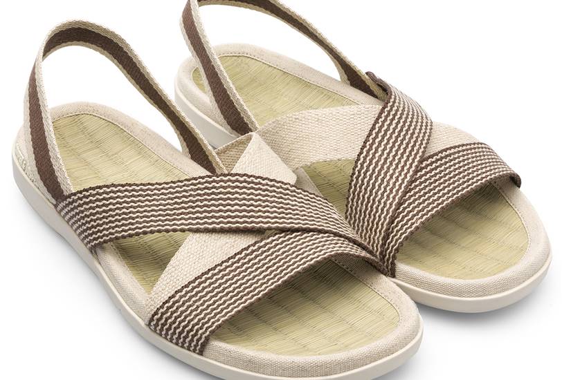 Sandalia Ni-jo, de Jasper Morrison para Camper. 