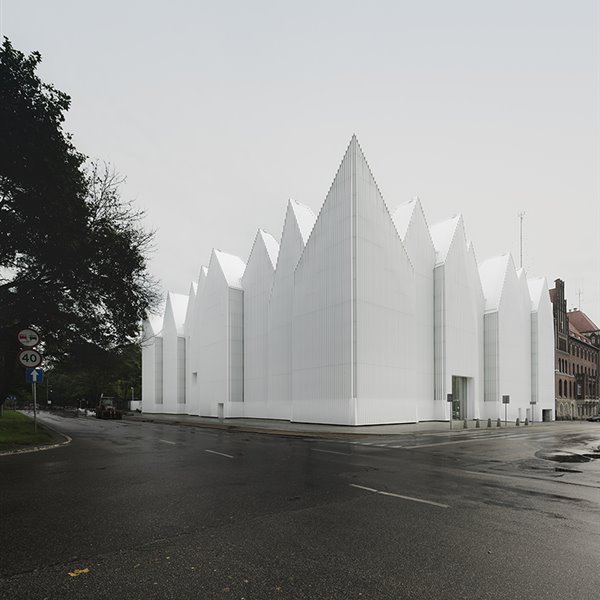 1. 2015 BAROZZI VEIGA - Philharmonic Hall Szczecin ┬⌐SimonMenges