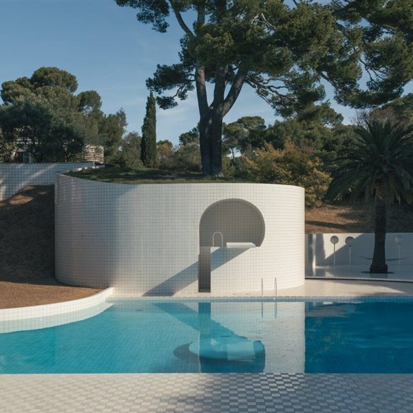 No podrás bañarte en esta piscina tan fotogénica