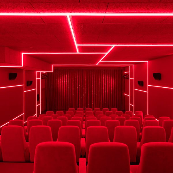 Delphi-Lux-Cinema-web-1