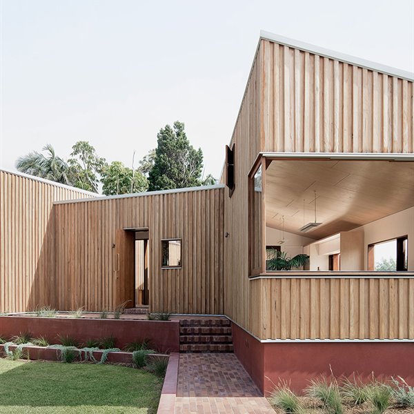 No es una cabaña, es una casa de madera sostenible