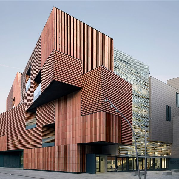 La arquitectura gana peso en Cevisama