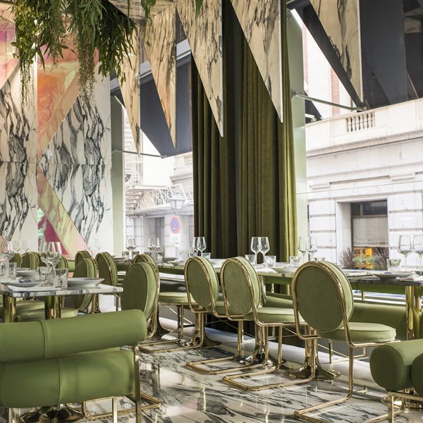 Tómate un café en la cafetería Rómola de Madrid (te contamos por qué)