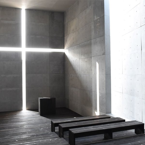 : Iglesia de la luz, una de las obras más icónicas de Tadao Ando, construida en 1988