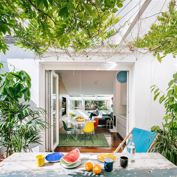La cocina y el salón desde el exterior