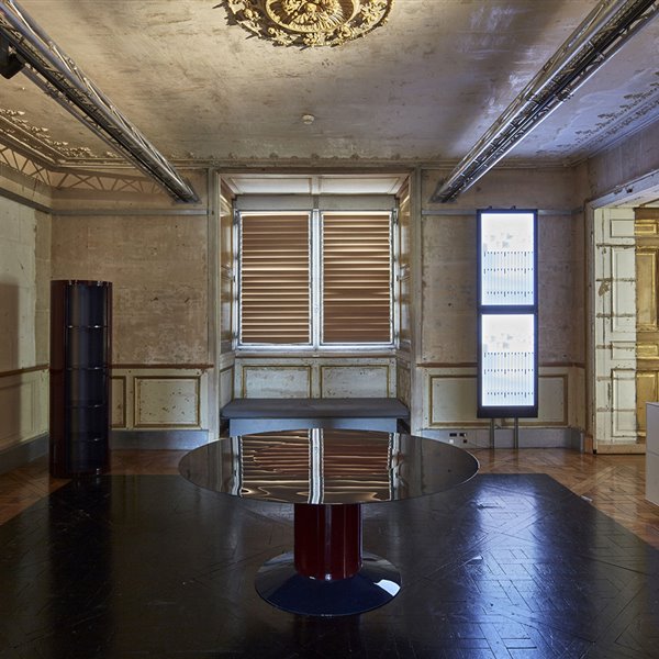 Jean Nouvel "ficha" por Roche Bobois