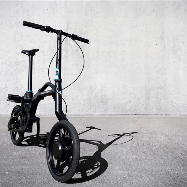 La eF01 ha salido del Peugeot Design Lab, el laboratorio de innovación de la marca francesa