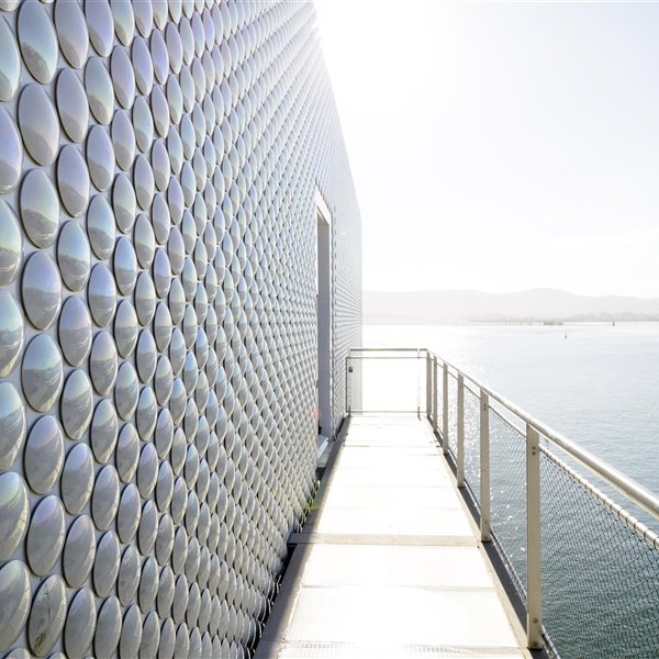 El Centro Botín se adueña de la bahía de Santander
