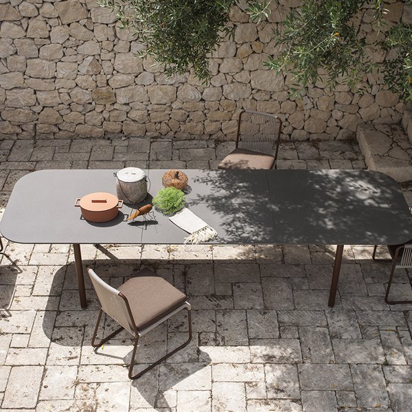 Roda presenta su nueva silla Laze y expande la gama Piper