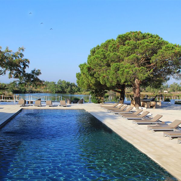 4 piscinas de evocación mediterránea