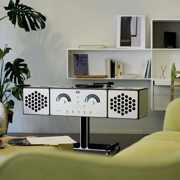 Brionvega reedita el Radiofonógrafo de Achille Castiglioni