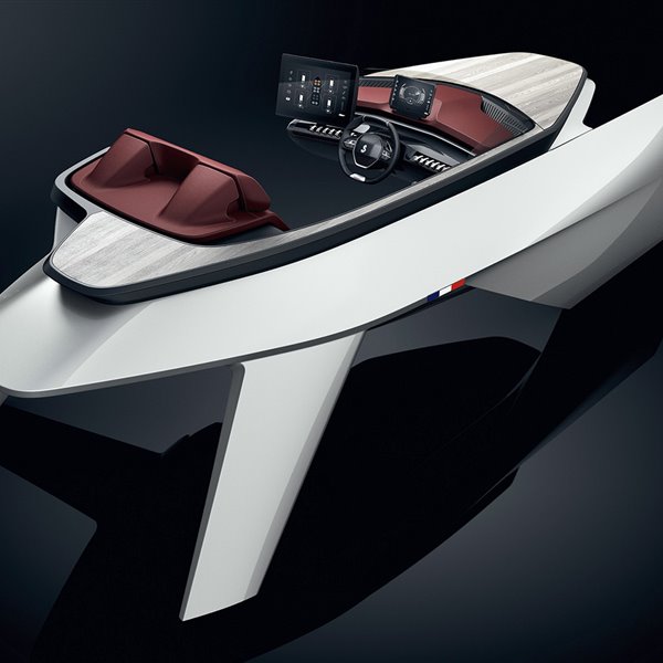 Un barco que se pilota como un coche
