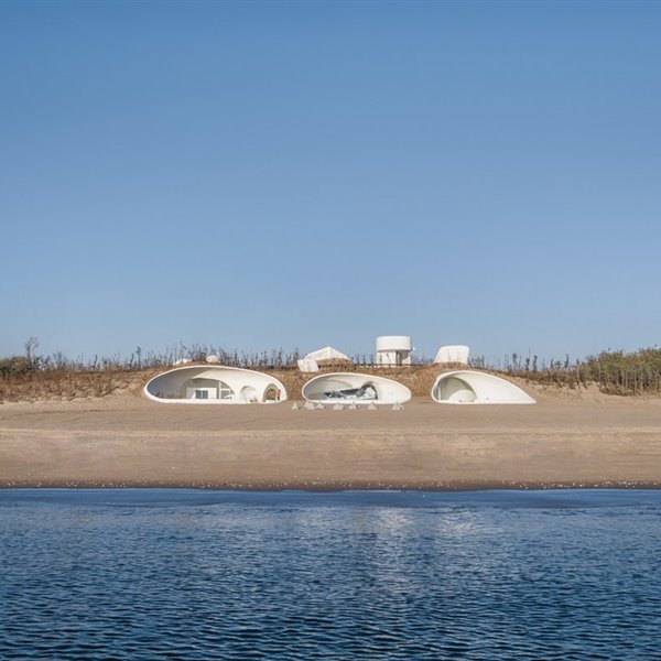 Un museo en China que se mete en las dunas