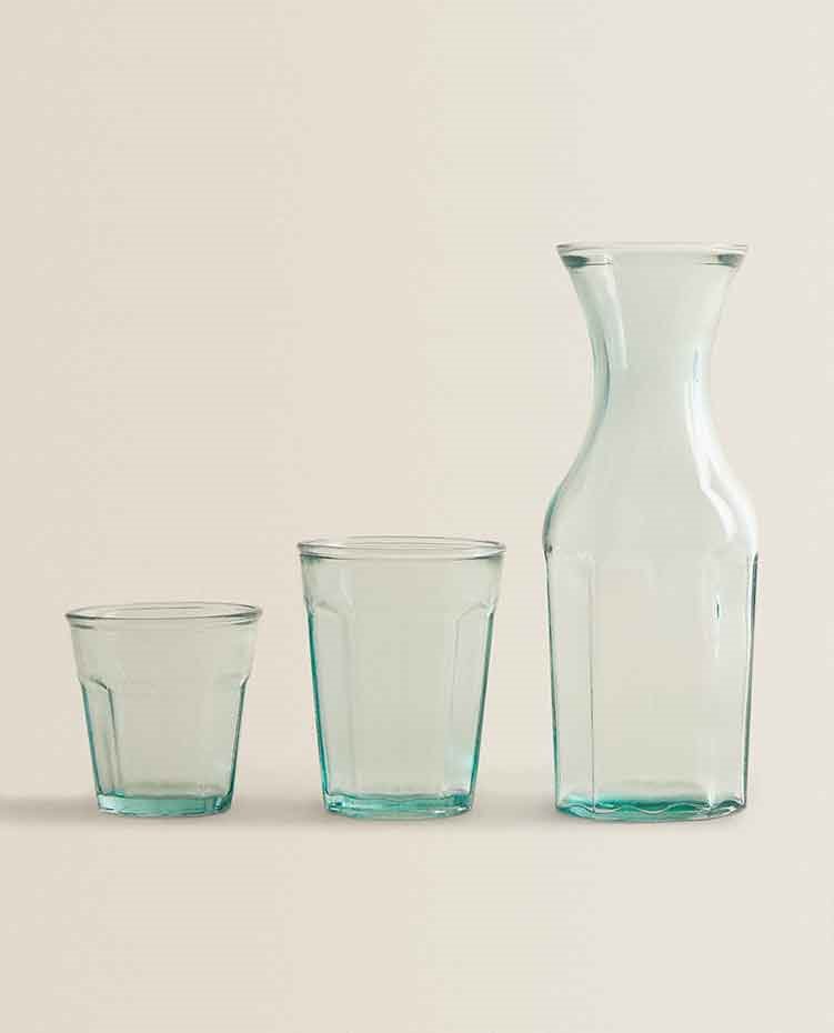 jarrones-y-vasos-de-vidrio-reciclado de Zara Home