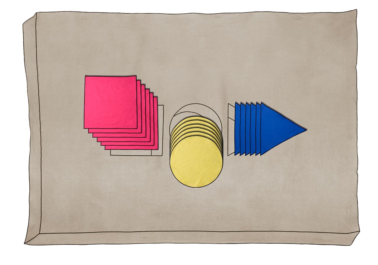 Mantel Punto y línea sobre tabla diseñado por Guillermo Mora para Project Room - Cabinet Bauhaus