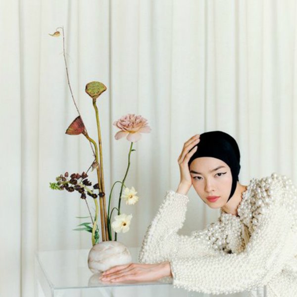  Fei Fei Sun retratada por Fumiko Imano en Publication #26 de Loewe.