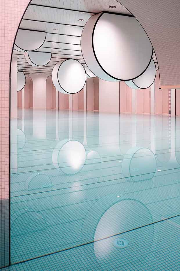 piscina-en-China-para-niños-iluminacion
