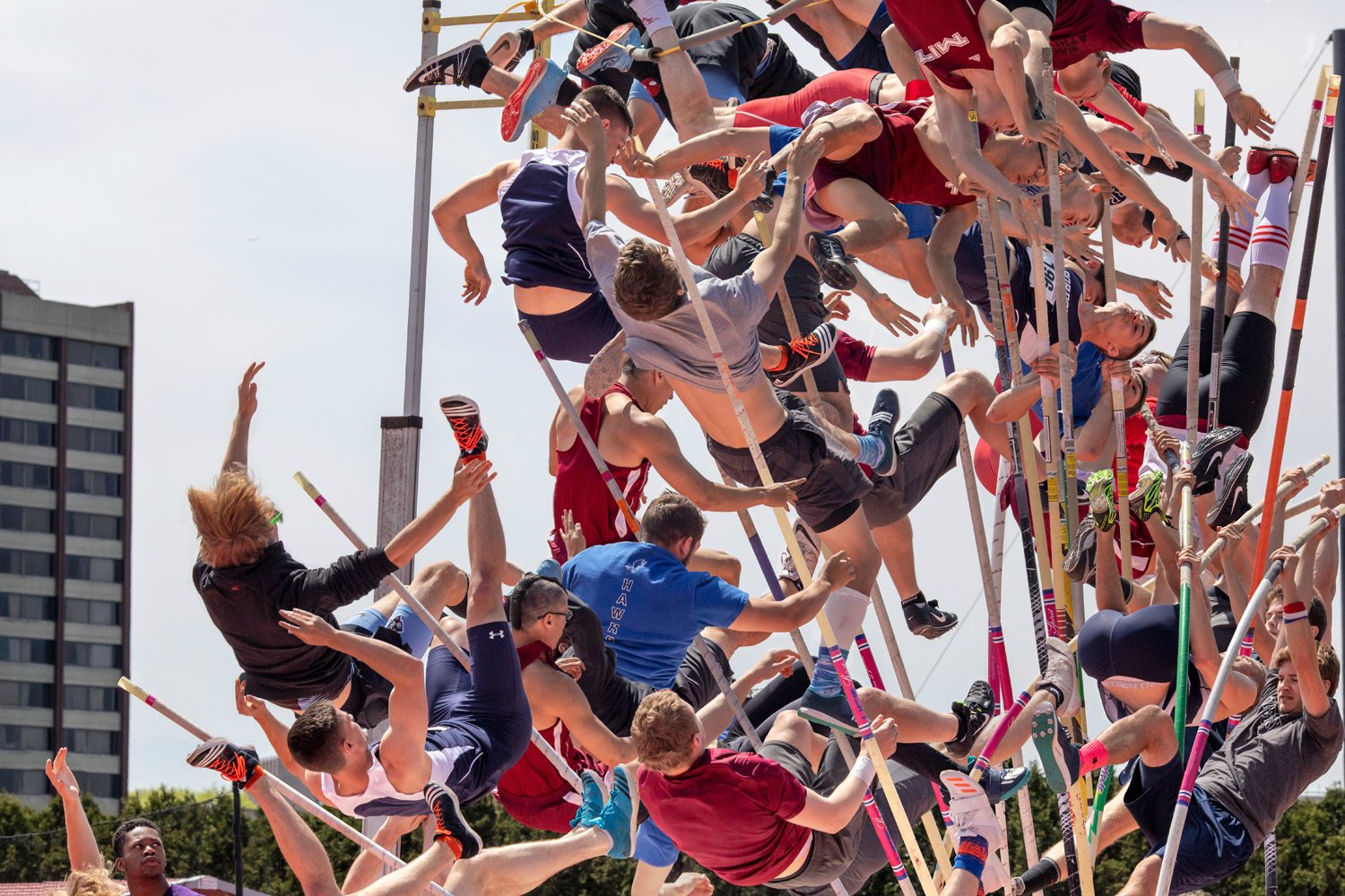 men pole vault No 2 FLAT, de Pelle Cass