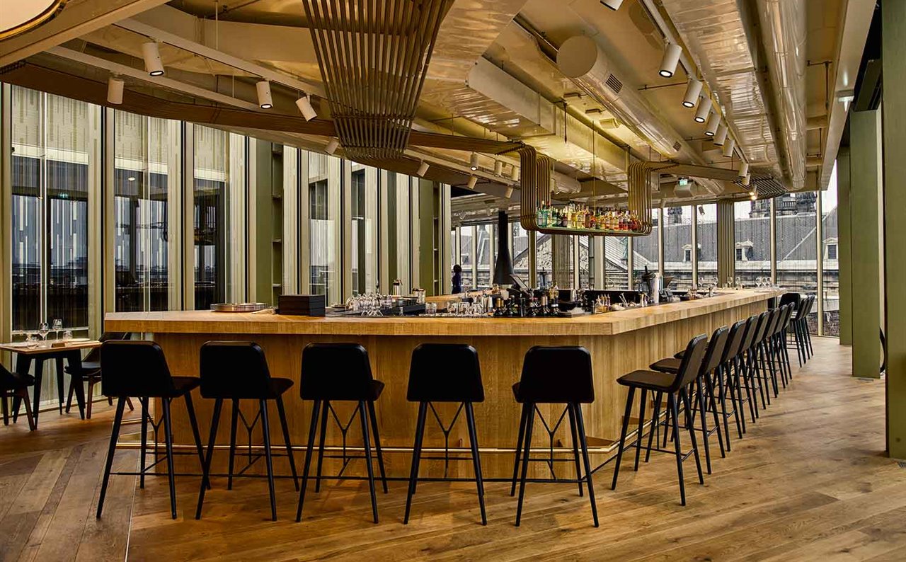 MR.-PORTER-Restaurant-at-the-W-Amsterdam