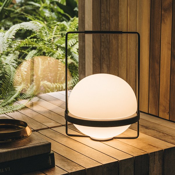 Vibia 1000x1500 7