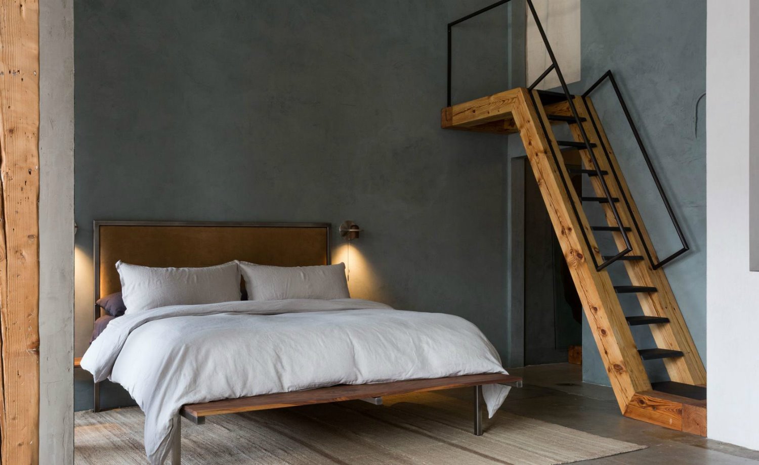 Stephen Kenn Loft