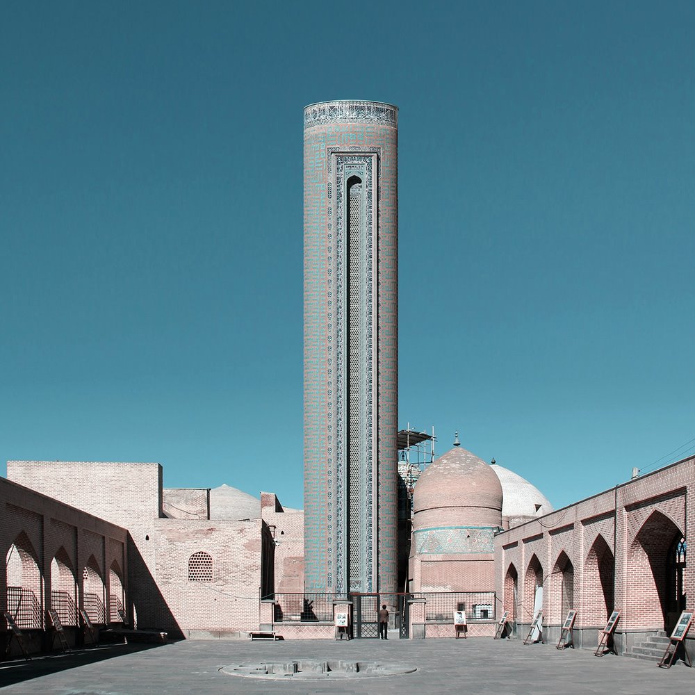 Retrofuturism, de Mohammad Hassan Forouzanfar  