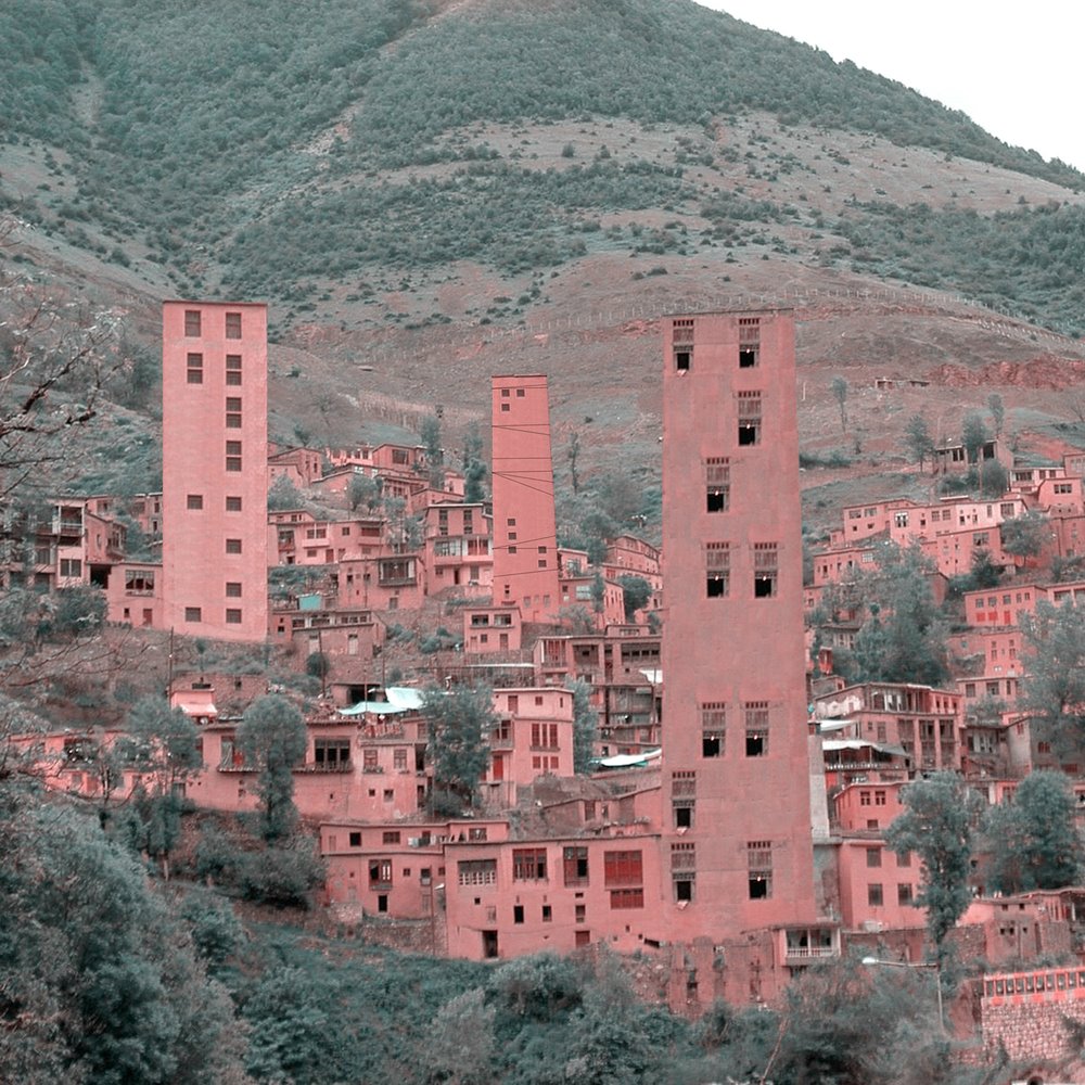 Retrofuturism, de Mohammad Hassan Forouzanfar  
