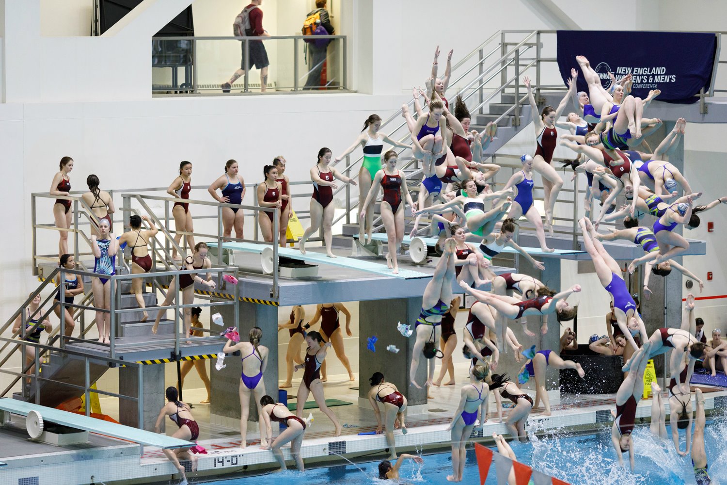 Diving Championships at MIT, de Pelle Cass
