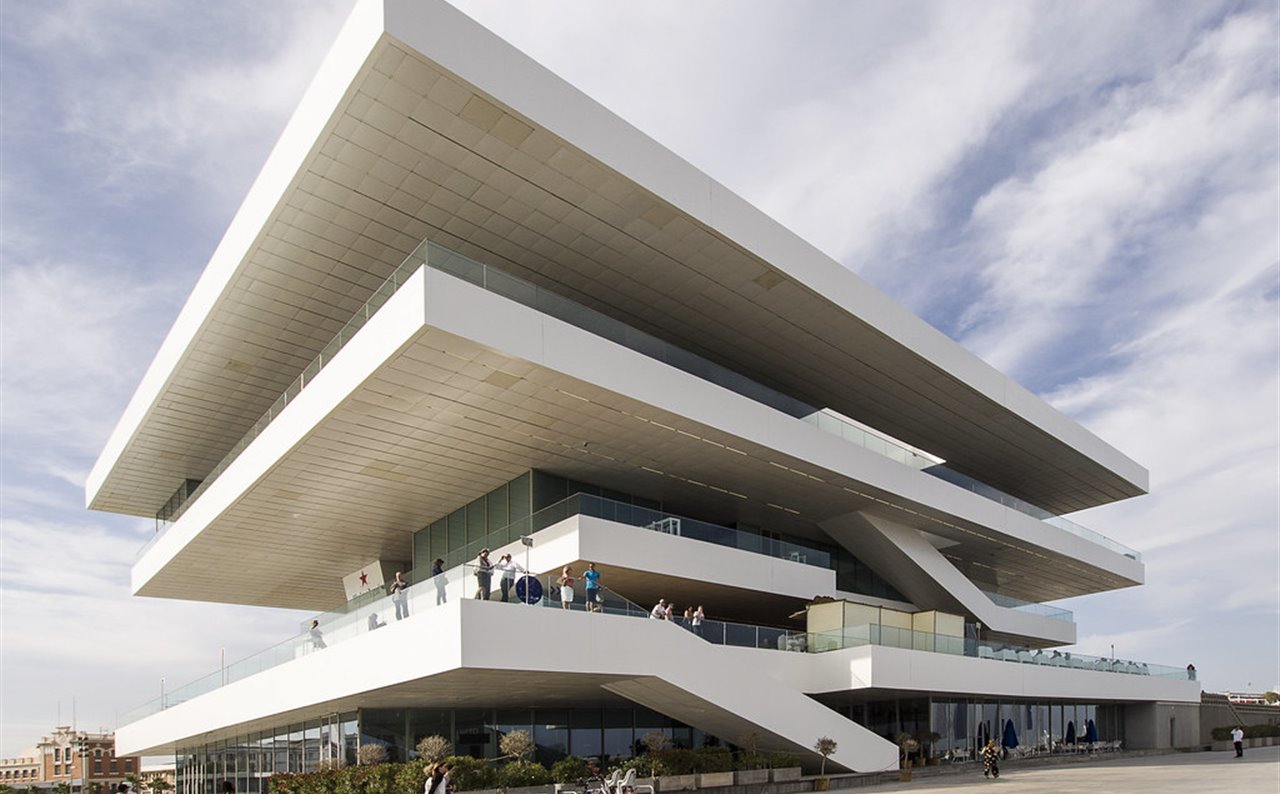 Edificio Veles i Vents de David Chipperfield y Fermin Vazquez
