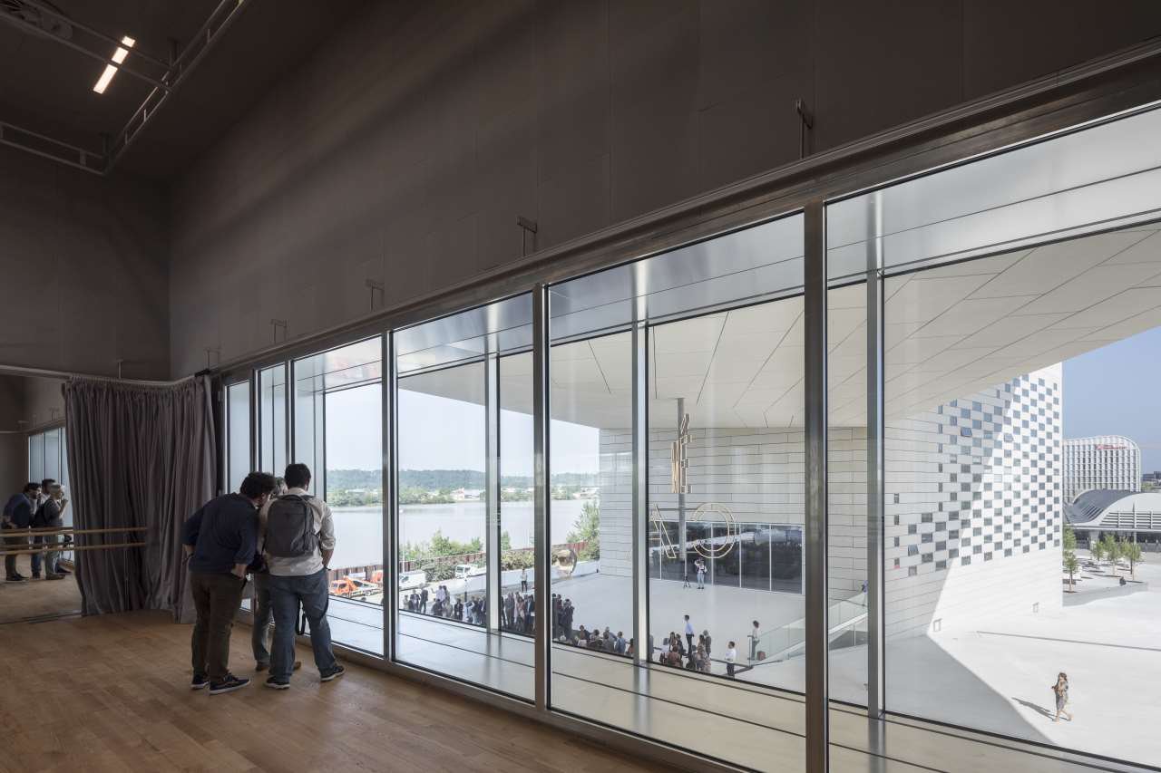 museo-meca-burdeos-interior