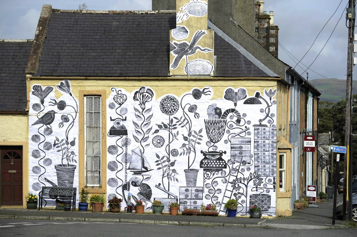 If These Walls Could Talk, de Astrid Jaekel. Premio Lugar Específico. 