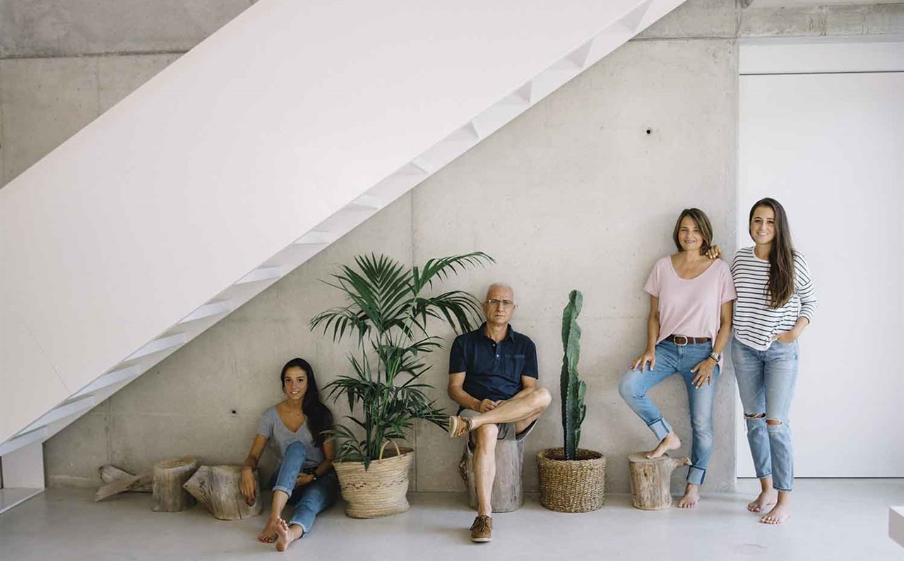 web-Lorena-Canals Family-House loismoreno-photography-107