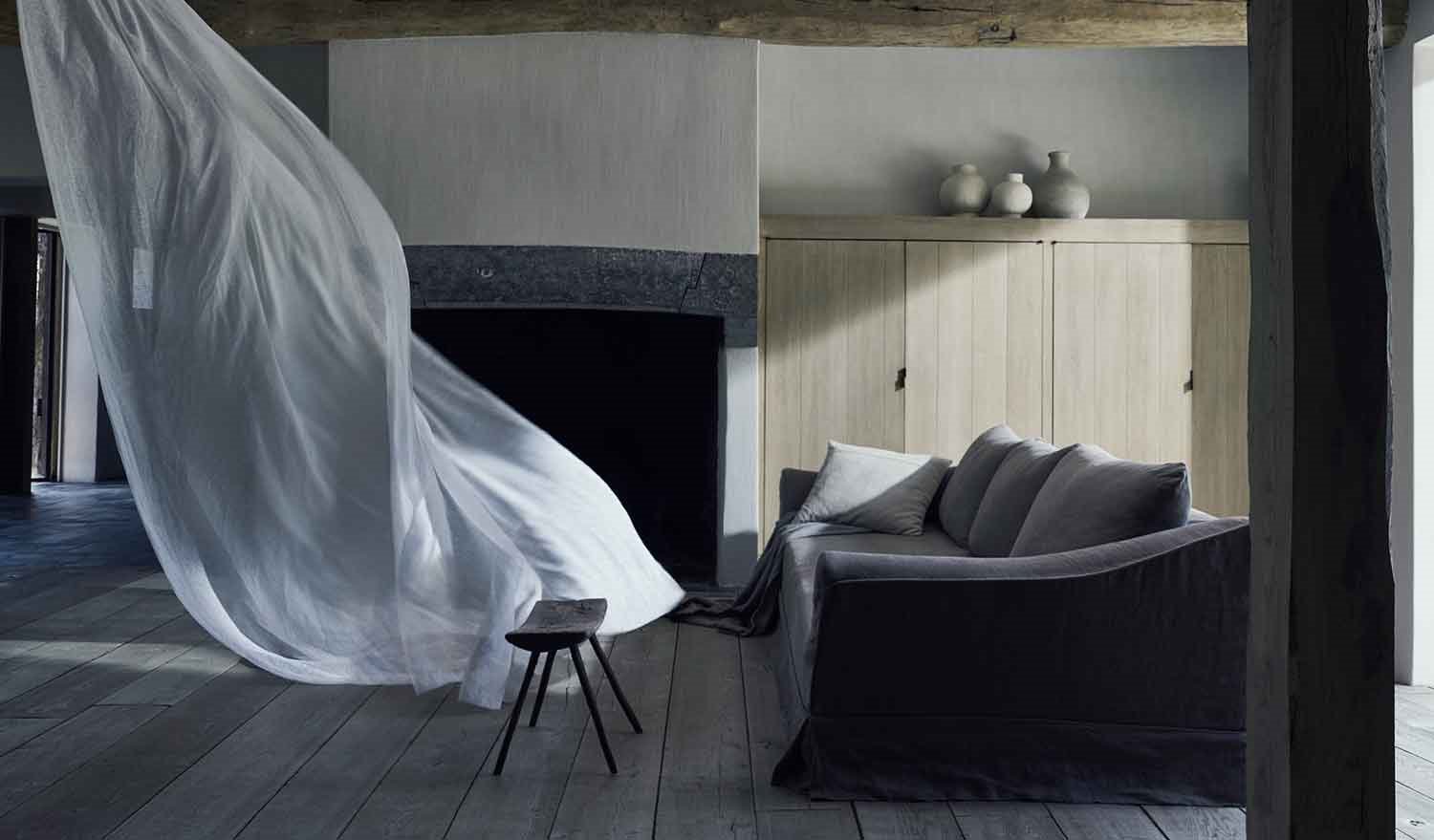 coleccion-otono-invierno-2019-Zara-Home-campana-de-Fabien-Baron-cortinas