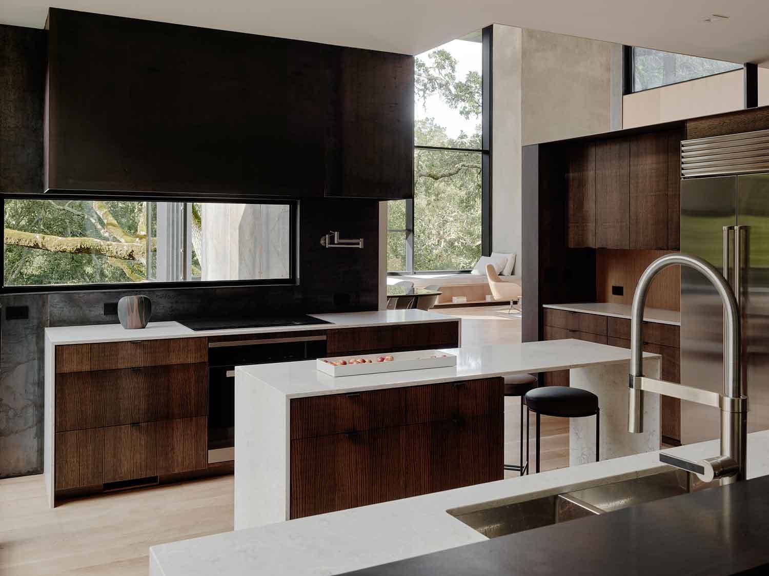detalle-de-la-cocina-de-la-casa-Miner-Road-de-Faulkner-Architects