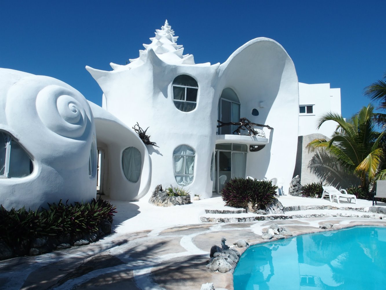Casa Caracol en Isla Mujeres de Eduardo Ocampo