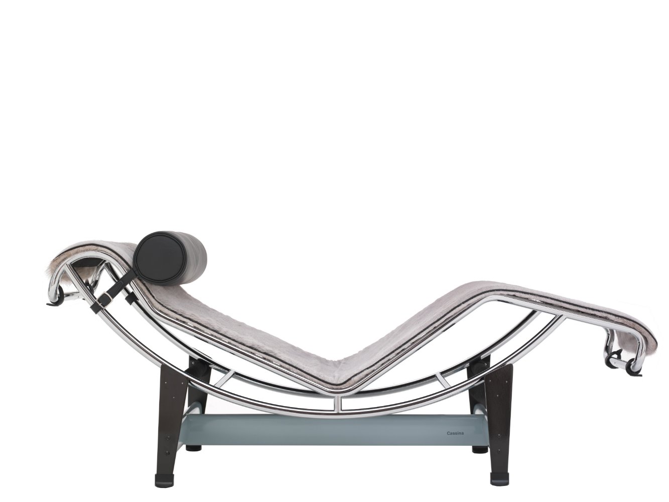 Icónica chaise lonfue LC4 de Le Corbusier, Pierre Jeanneret y Charlotte Perriand para Cassina