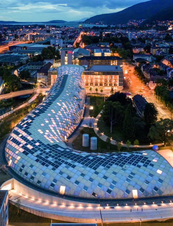¿La nueva sede de Swatch de Shigeru Ban es el mejor edificio de oficinas para trabajar?