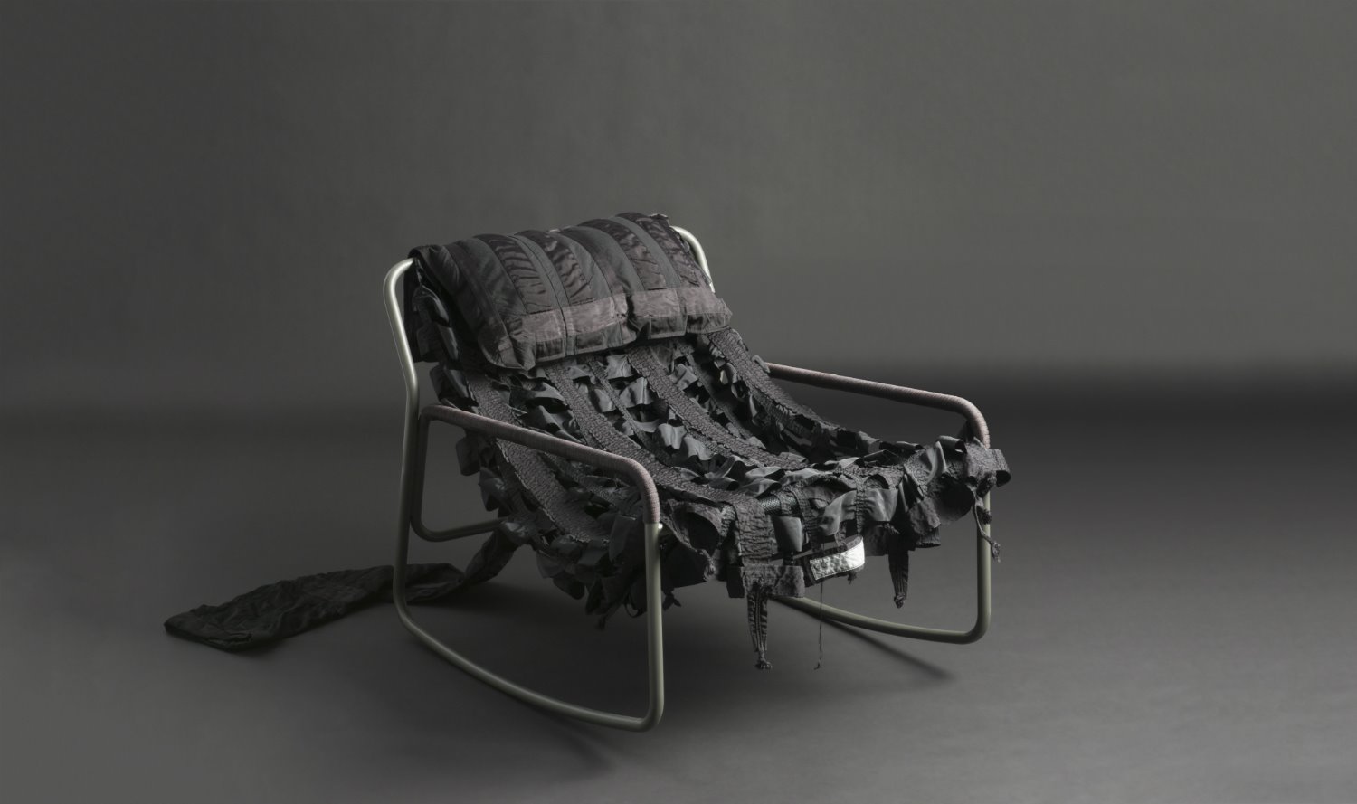 Canopy collection de LAYER x RÆBURN 