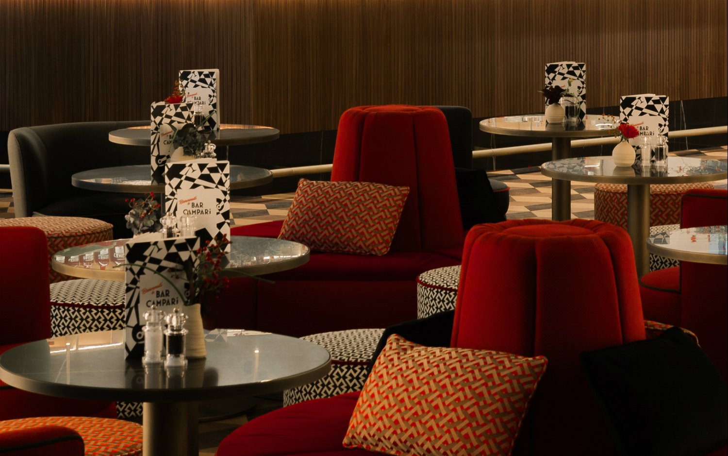 Bar Campari en Viena por Matteo Thun 